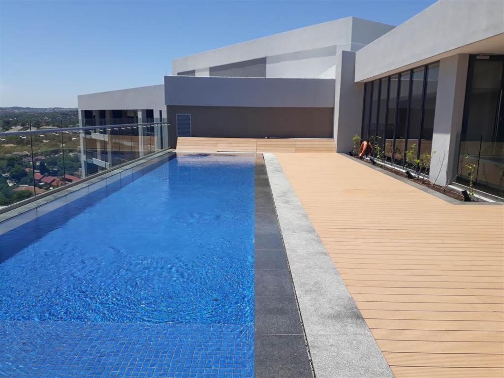 Menlyn Maine The Residence Trilogy - 4Th Pretoria-Noord Buitenkant foto